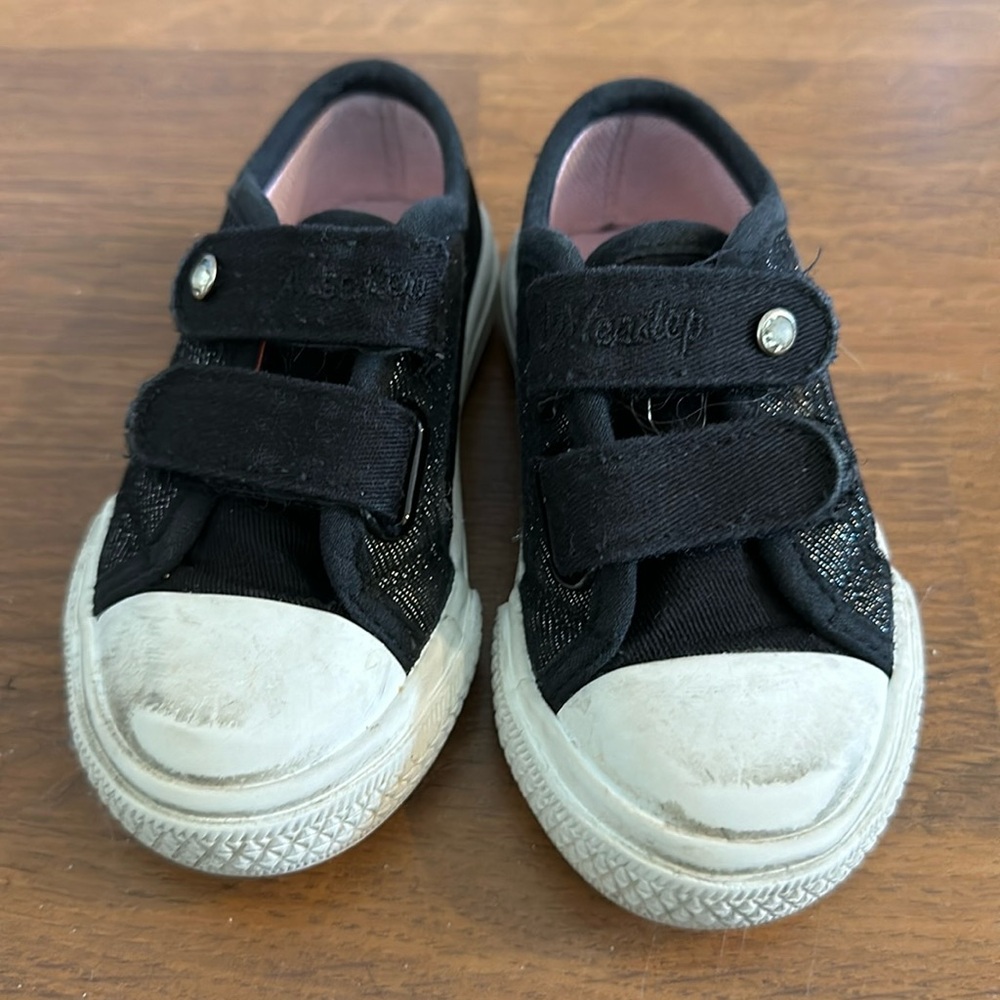 Black Velcro toddler shoes size - 5